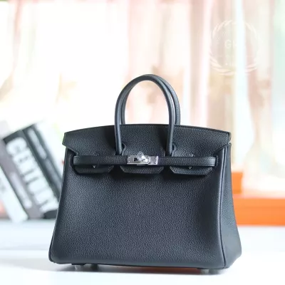 89 Noir Black Togo Birkin 25 PHW