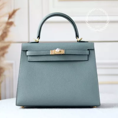 c63 vert amanda epsom and gris asphalte interior Kelly 25 with brushed GHW