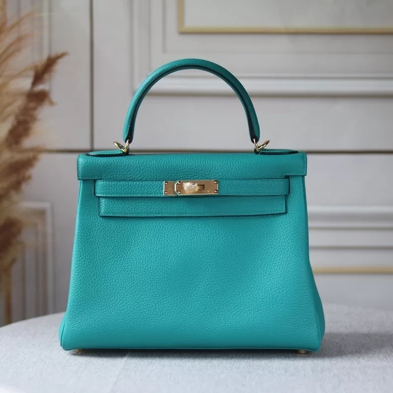 7f bleu paon clemence Kelly 28 retourne ghw