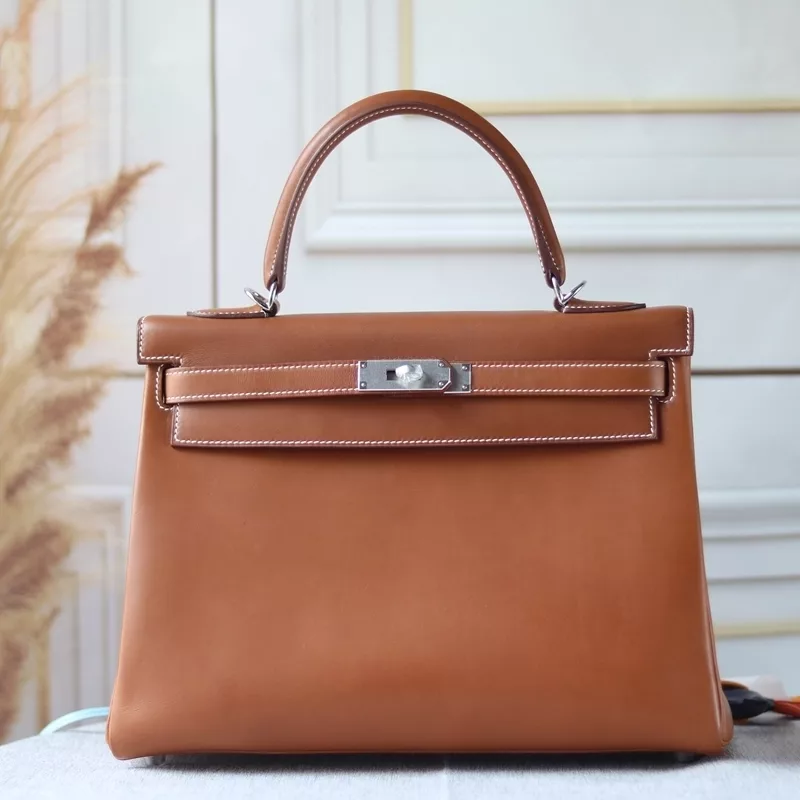 c37 gold barenia fauve Kelly 32 with phw
