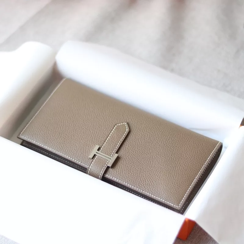 ck18 etoupe epsom bearn wallet PHW