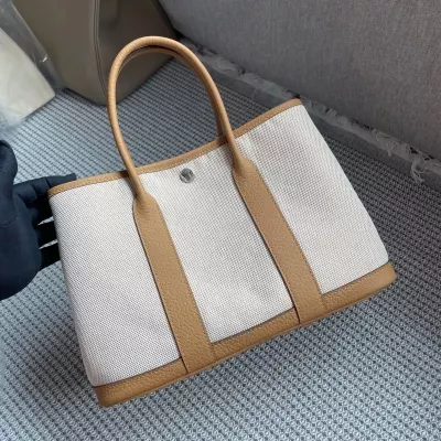 4B  biscuit   canvas n-togo/country garden party 30cm