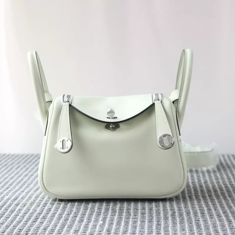 0S vetr fizz SWIFT LINDY MINI PHW