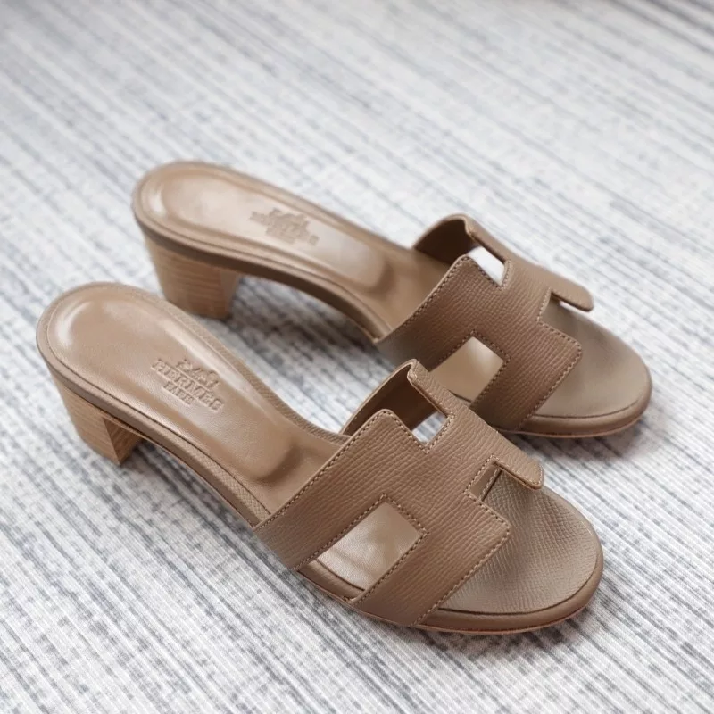 etoupe epsom oasis sandal
