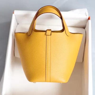 9D Jaune Amber Clemence Picotin Lock 18 GHW