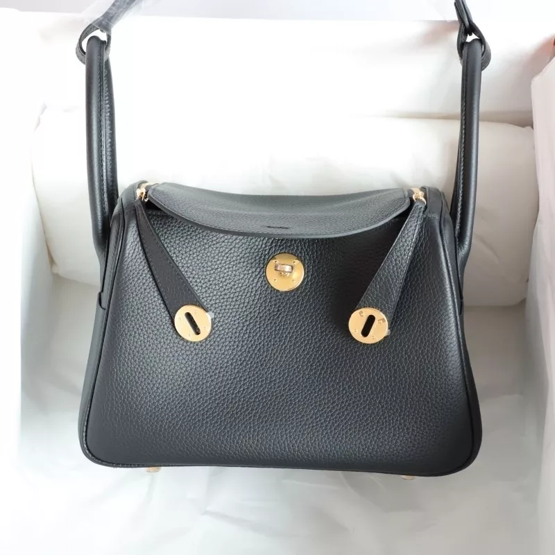 nior clemence lindy 26 with ghw