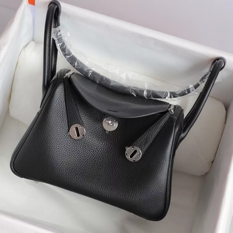 CK89 Nior CLEMENCE LINDY 26 PHW