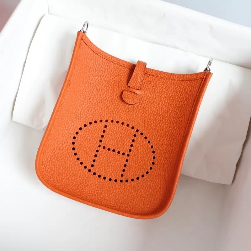 93 Orange clemence evelyne TPM with phw