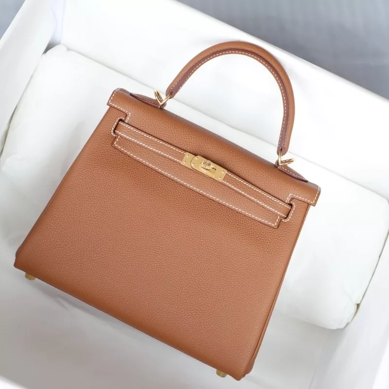 C37 GOLD togo kelly 25 retourne with ghw