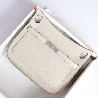 8L Beton and Mauve pale interior clemence jypsiere 28 with phw
