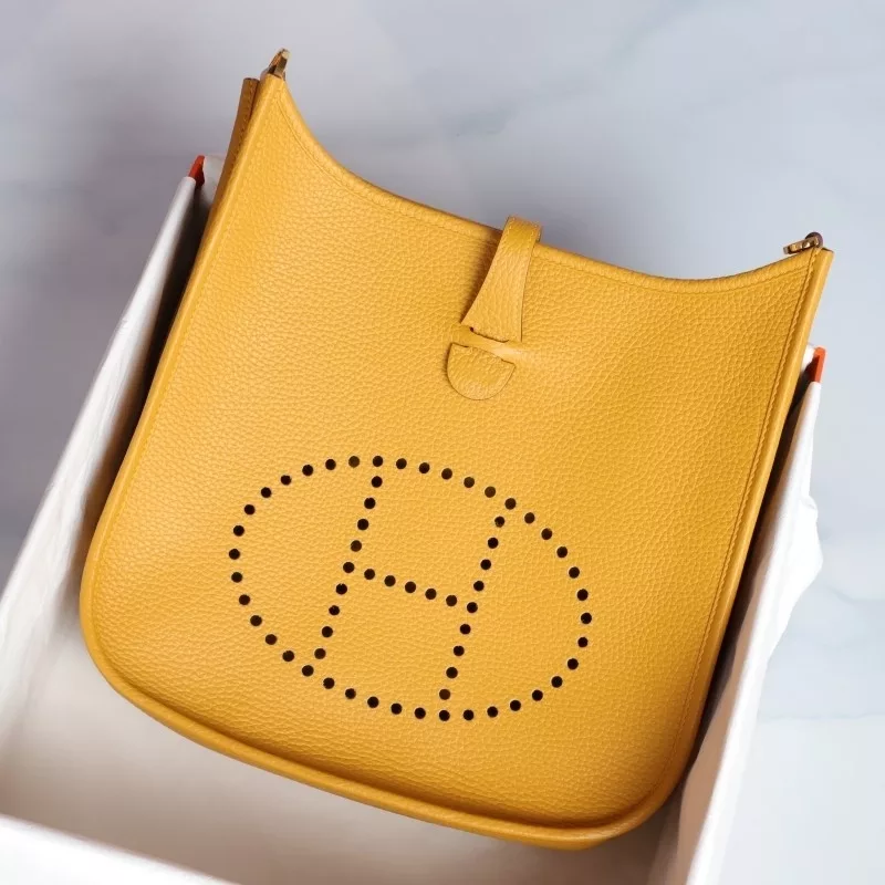 9D Jaune Amber clemence evelyne PM with phw