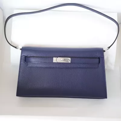 73 Bleu saphir cherve mysore kelly elan with phw