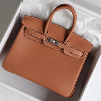 37 GoId jonathan birkin 25 with phw