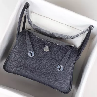 2Z blue nuit clemence lindy 30 with phw