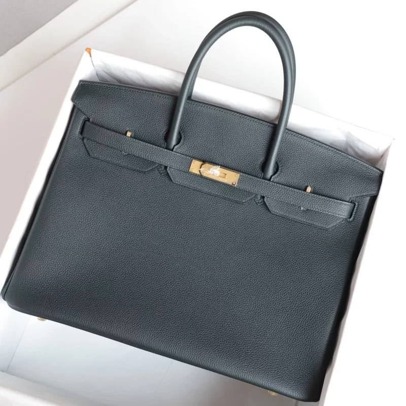 6O Vert Cypres togo and gold interior birkin 40 with ghw
