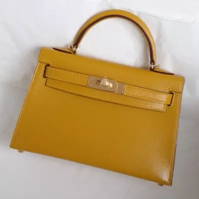 9D Jaune Amber cherve and 9i magnolia interior kelly mini II with ghw