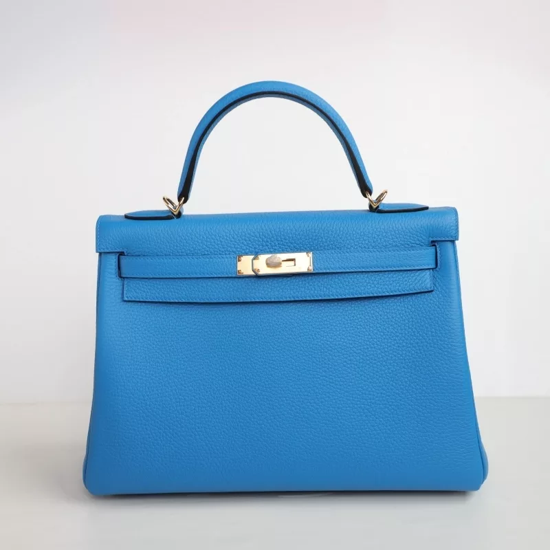 0F Blue Frida & 9R lime inside Clemence Kelly32&nbsp;with&nbsp;GHW