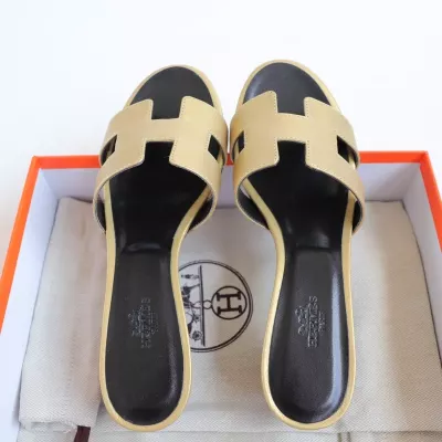 Sandals oasis mysore dore