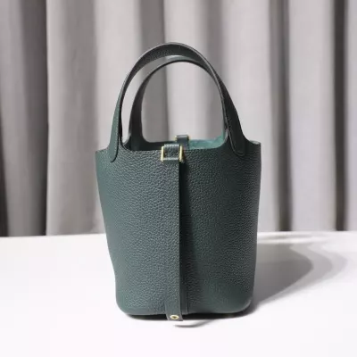 6O Vert Cypres clemence picotin lock 18 gold hardware