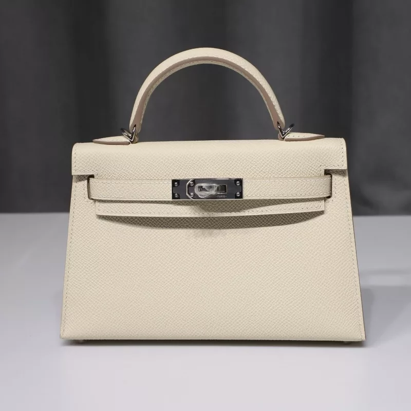 craie epsom and Anemone interior kelly mini II with phw