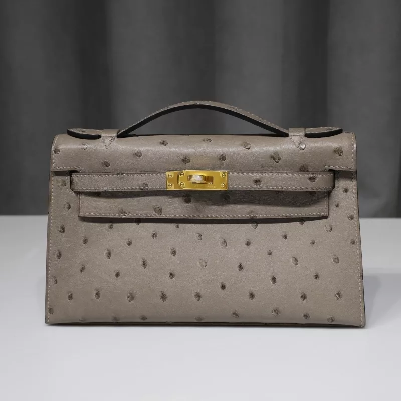 M8 Gris AsphaIte ostrich kelly pochette with ghw