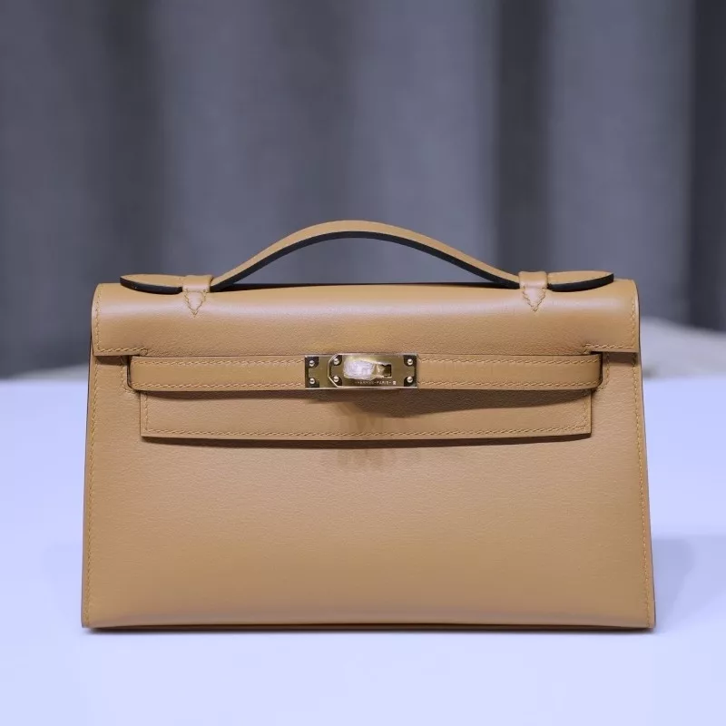 0M Chai swift kelly pochette with ghw