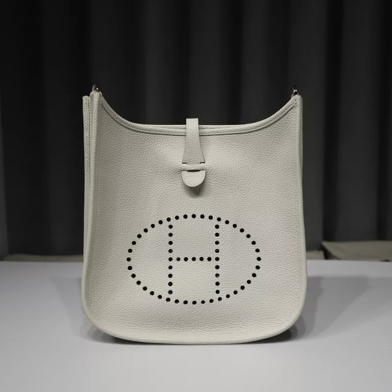M4 gris pale Clemence Evelyne PM With Phw
