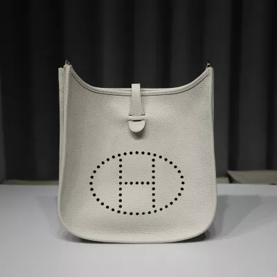 M4 gris pale Clemence Evelyne PM With Phw