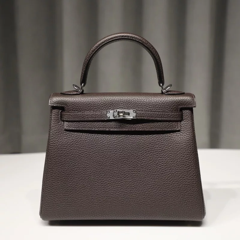 47 ChocoIate Clemence Kelly25 With PHW