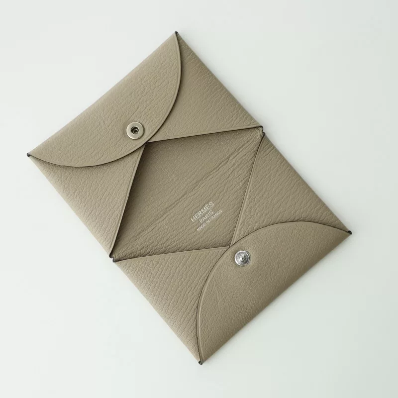 81 Gris TourtereIIe Cherve Mysore Calvi Card Holder with PHW