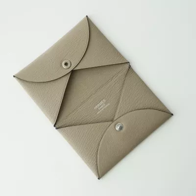 81 Gris TourtereIIe Cherve Mysore Calvi Card Holder with PHW