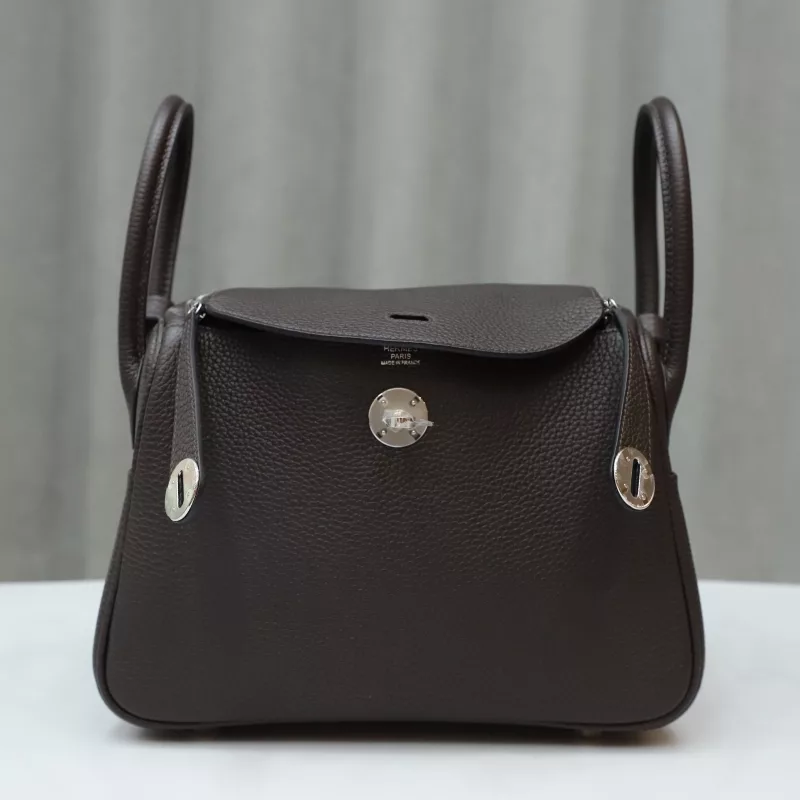 46 Ebene Clemence Lindy 26 With Phw