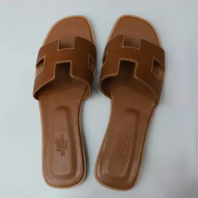 34 Fauve Barenia Oran Sandal