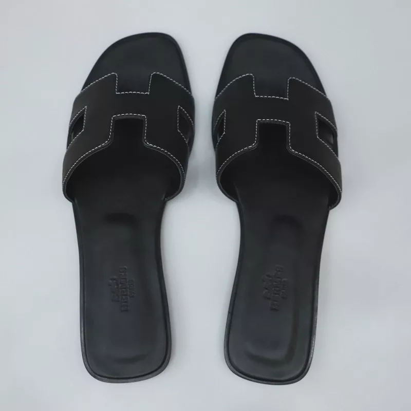 nior barenia oran sandal size 39