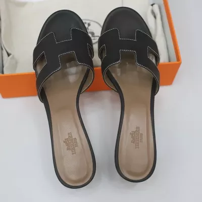 CK89 Nior barenia oran sandal size 39 with heel