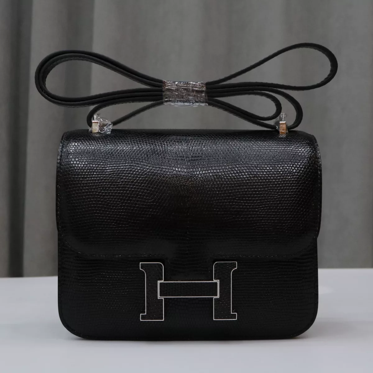 CK89 Nior lizard constance 19 with lizard silver hardware