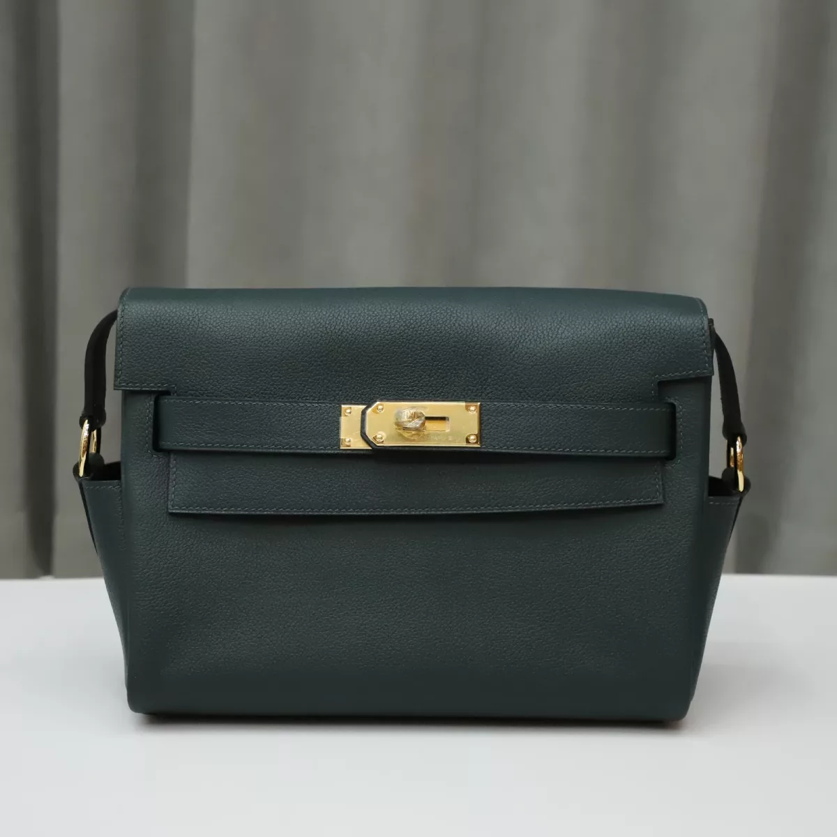 6O Vert Cypres Kelly Messenger Evercolor With Ghw