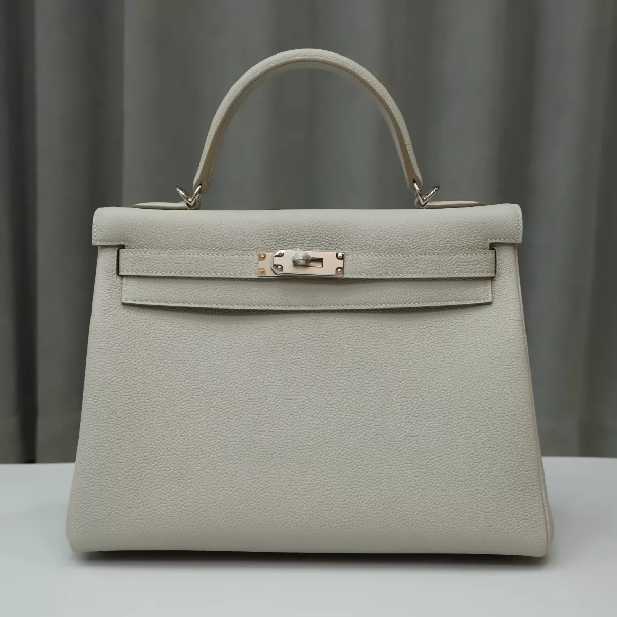 c80 gris pearl togo kelly 32 retourne with phw
