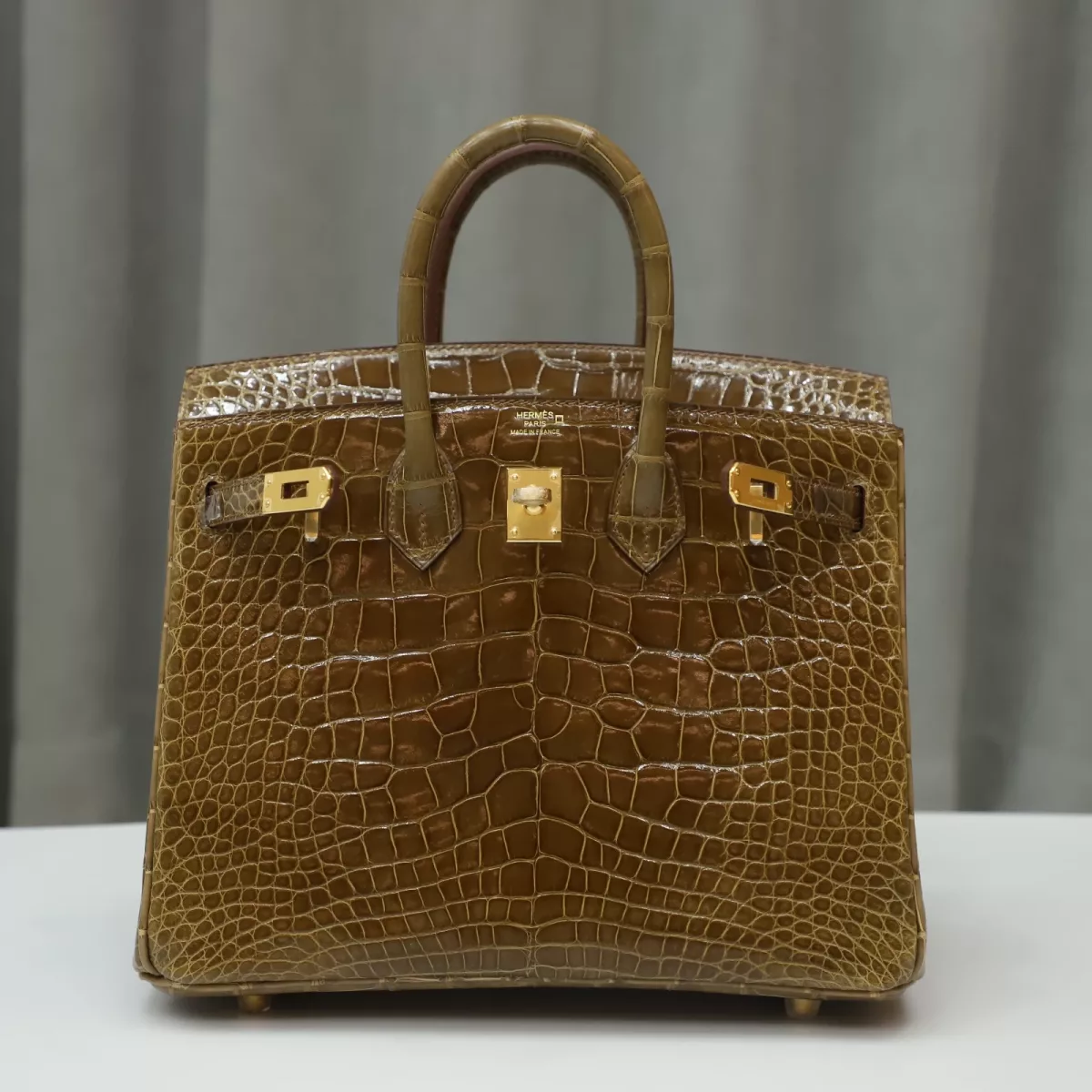 ck31 MieI shiny alligator crocodile birkin 25 with GHW