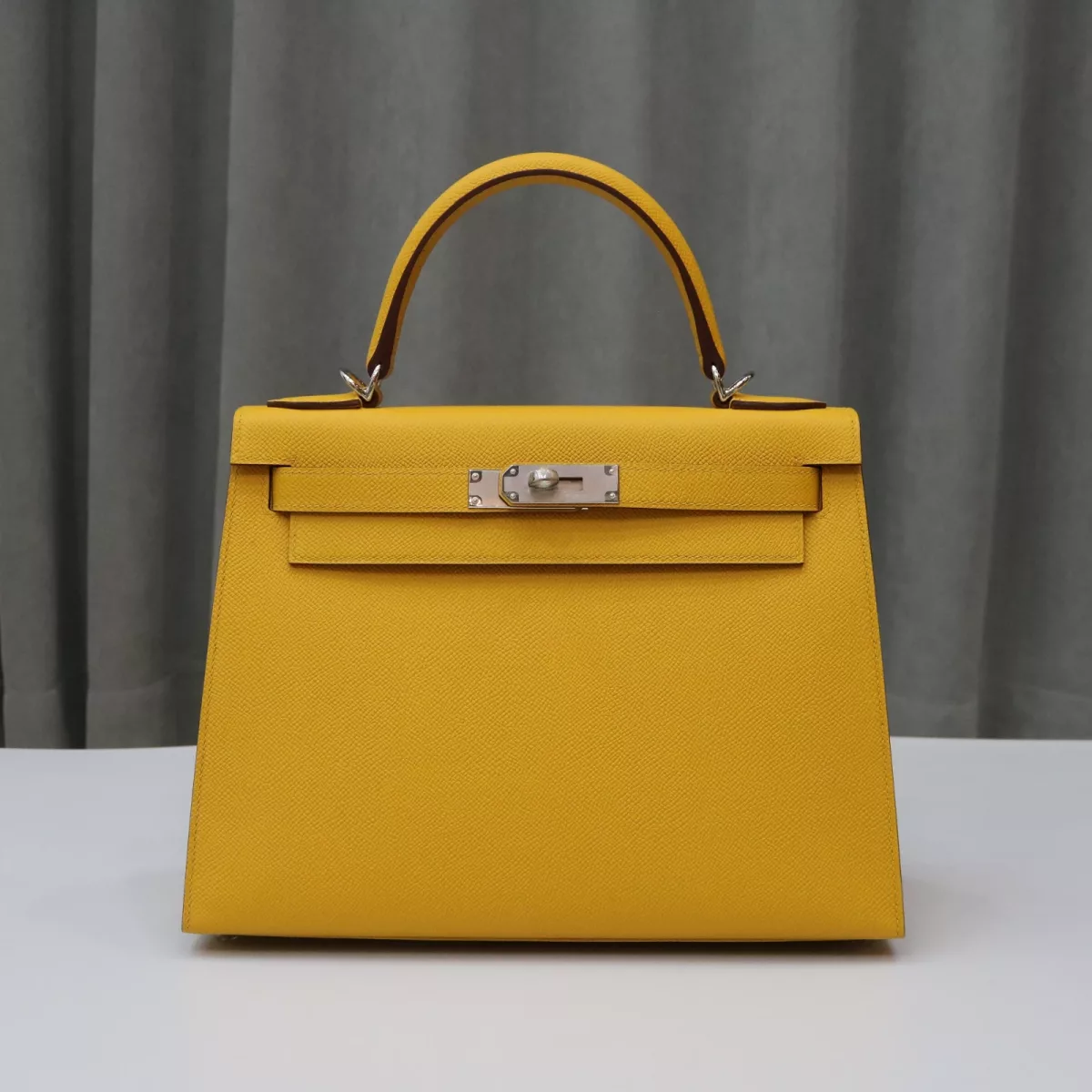 9D Jaune Amber epsom Kelly 28 sellier PHW