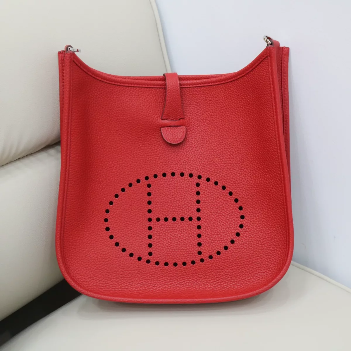 Q5 rouge casaque clemence Evelyne Pm with PHW