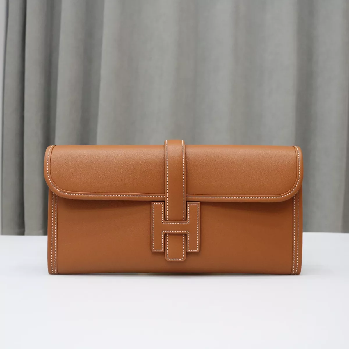 Hermes Jige Elan 29 Clutch Gold in Swift leather