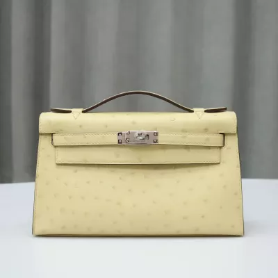 Y1 VaniIIe Ostrich Kelly Pochette With PHW