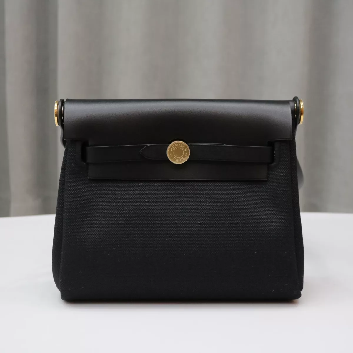 HERM&Egrave;S Herbag Zip Mini 20 Nior (CK89) Gold hardware