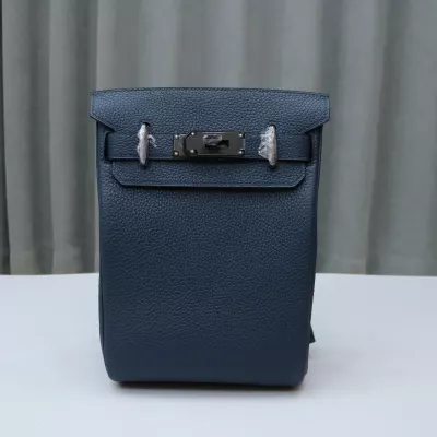 7P BIue Prusse/ 9i magnolia interior clemence Hac A Doc With so black hardware