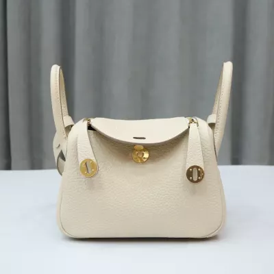C10 Craie Clemence Mini Lindy With GHW