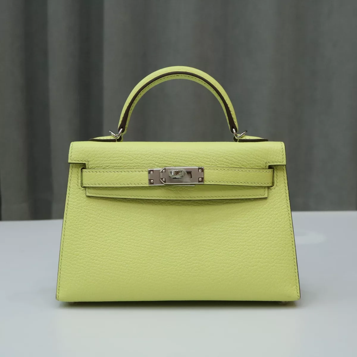 R9 Jaune Bourgeon Cherve Mysore Kelly Mini II With PHW