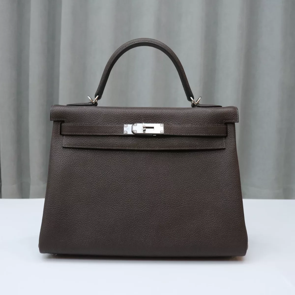 46 Ebene barenia faubourg kelly 32 retourne PHW