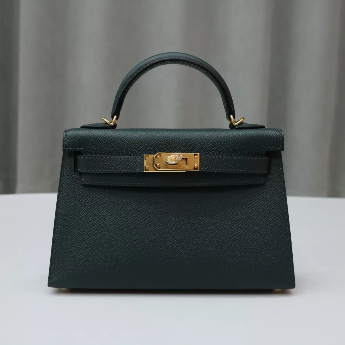 6O Vert Cypres Epsom Kelly Mini II With ghw