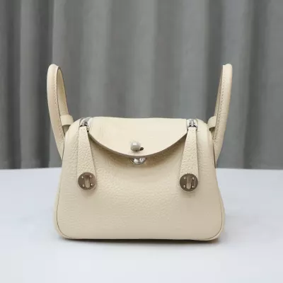 C10 Craie Clemence Mini Lindy With PHW